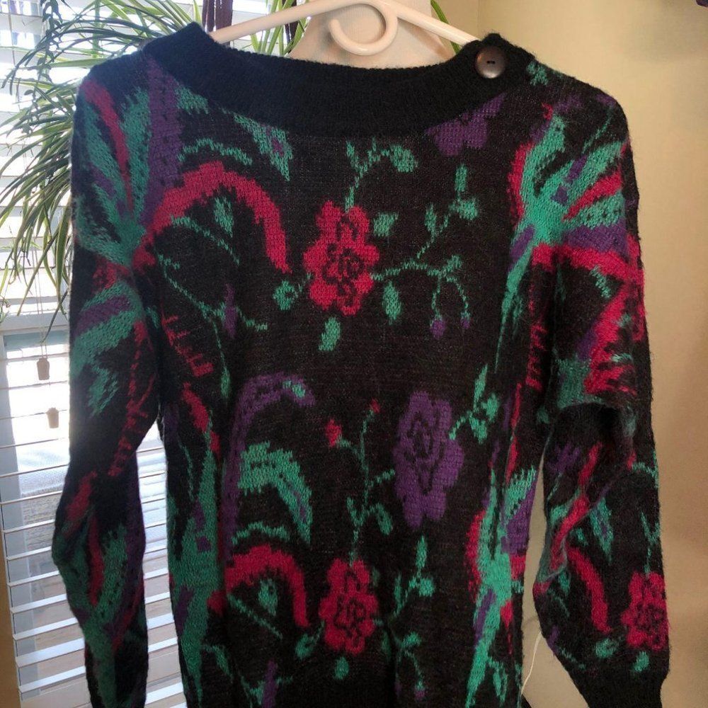 Vintage‎ Floral Knit Sweater Black Purple Green Pink